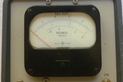 HP-400D-Vacuum-Tube-Voltmeter-Meter